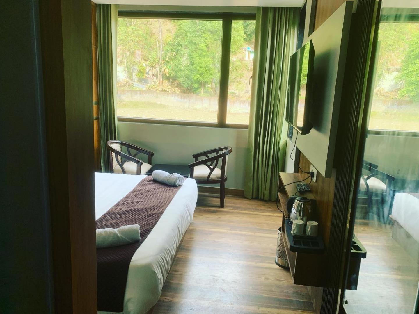 Hotel & Hostel Vimal Ganga Рішикеш Екстер'єр фото